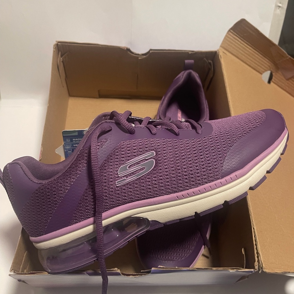 Skechers Women's Lavender Athletic Sneakers